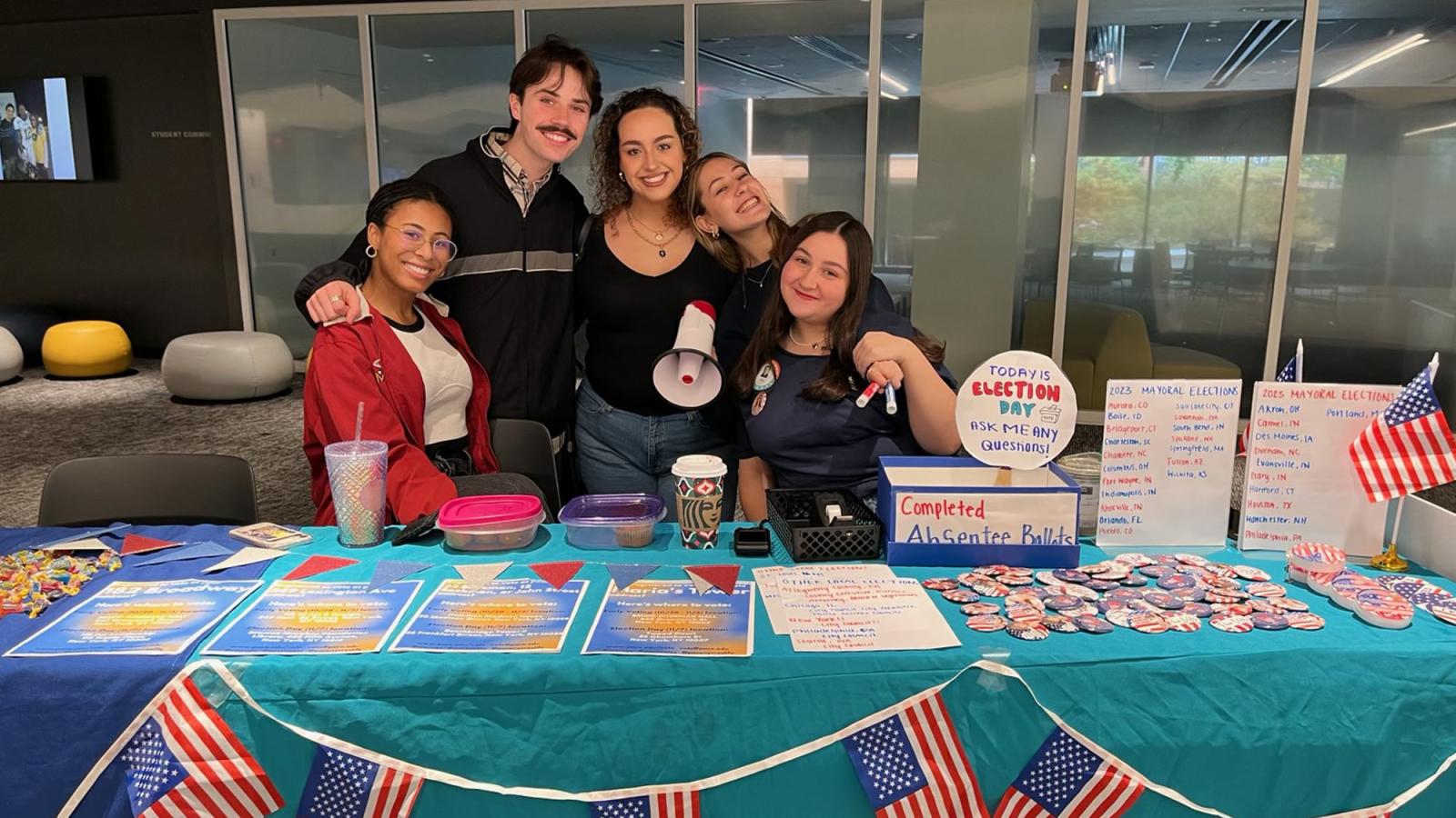 Pace students tabling to get students to register to vote