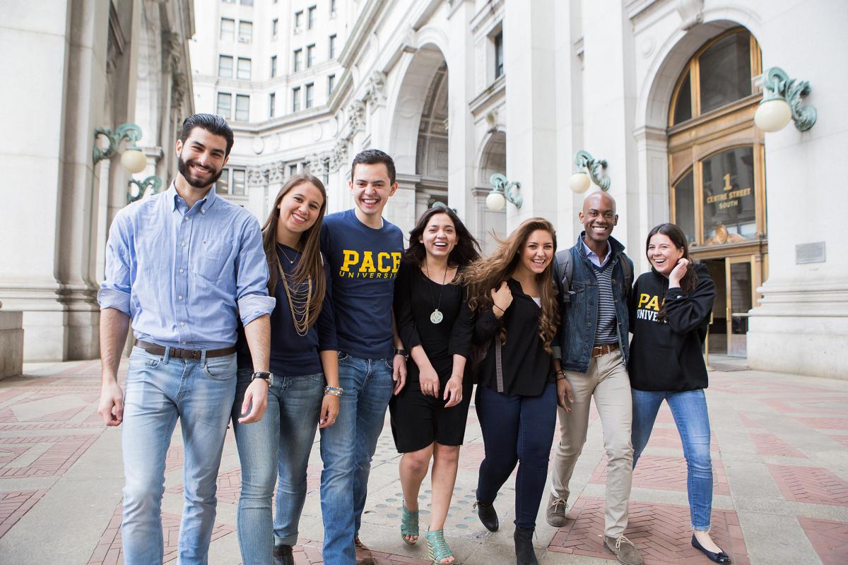 Group of students walking around NYC.