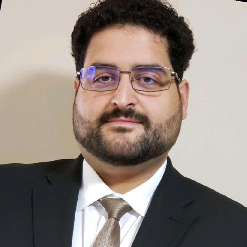 2025 Pace University Online Graduation program winner, Nicholas Fontanez.