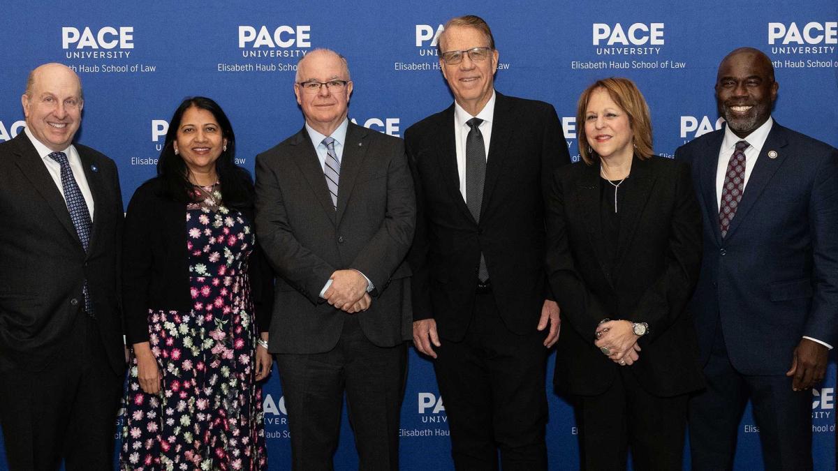 La Facultad de Derecho Pace Haub rinde homenaje a distinguidos ex alumnos en la cena de liderazgo legal anual, agotada en su 31 aniversario.