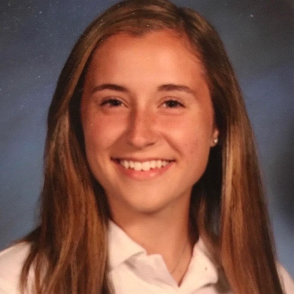 Online Commencement Program Award recipient Victoria Bruno.