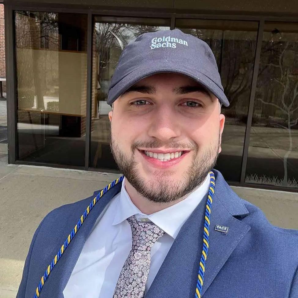 Pace University Lubin School of Business alumni Evan Glušić.