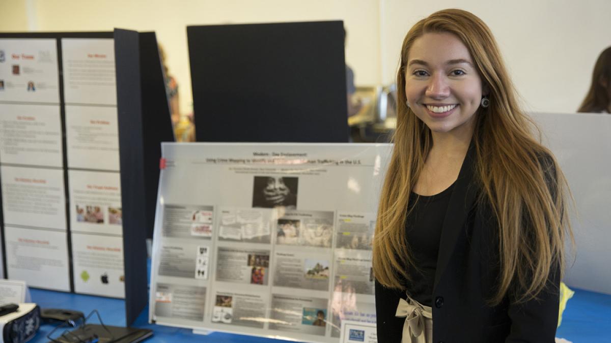Student presenting her research project.