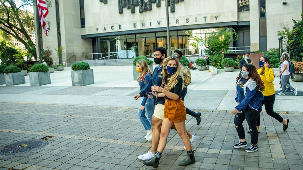 Group of students visiting the NYC campus.