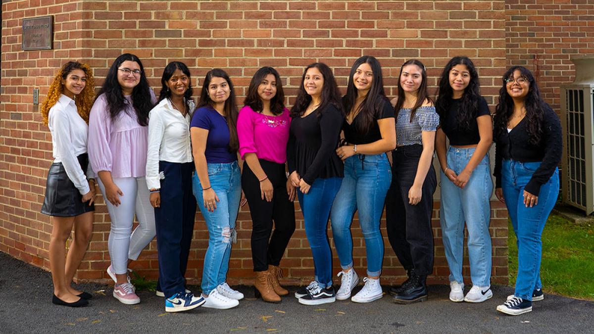 First cohort of ten enthusiastic HRSA Scholars.