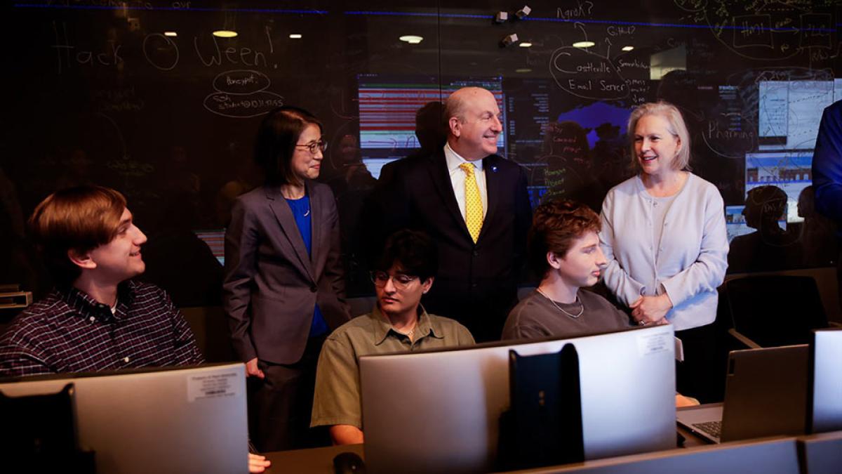 Senator Kirsten Gillibrand joins Pace University President Marvin Krislov and Li-Chiou Chen, Interim Dean of the Seidenberg School of CSIS, for a tour of Pace’s Cyber Range.