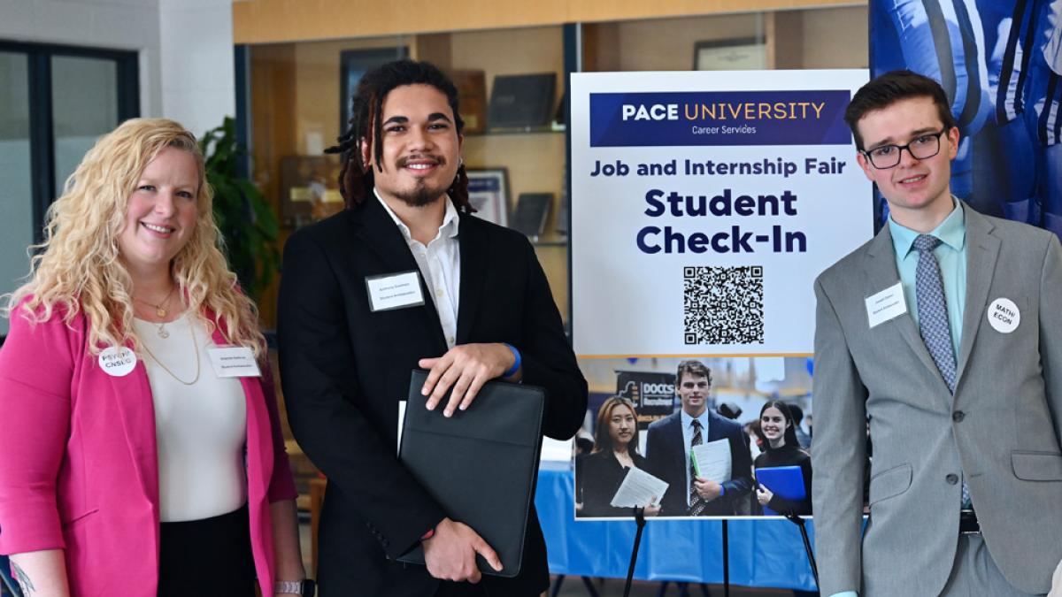 Pace students at the annual job and internship fair.