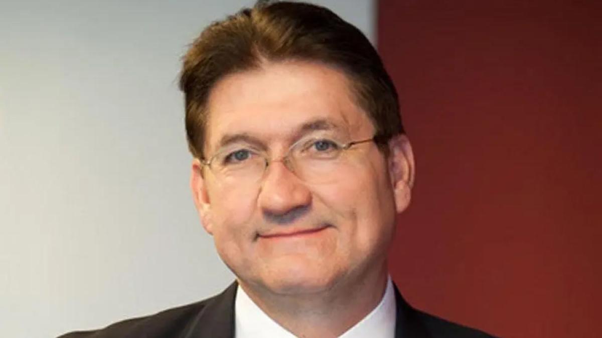 Lawrence G. Singleton, Dean at Pace University's Lubin School of Business