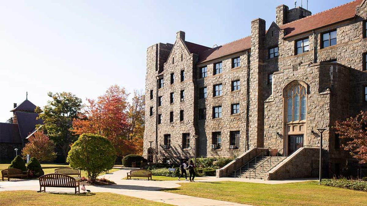 Elisabeth Haub School of Law at Pace University Preston Hall in the fall