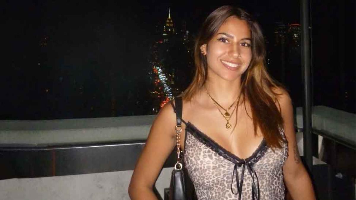 Camila Valenzuela Gonzalez posing for the camera on an NYC rooftop.