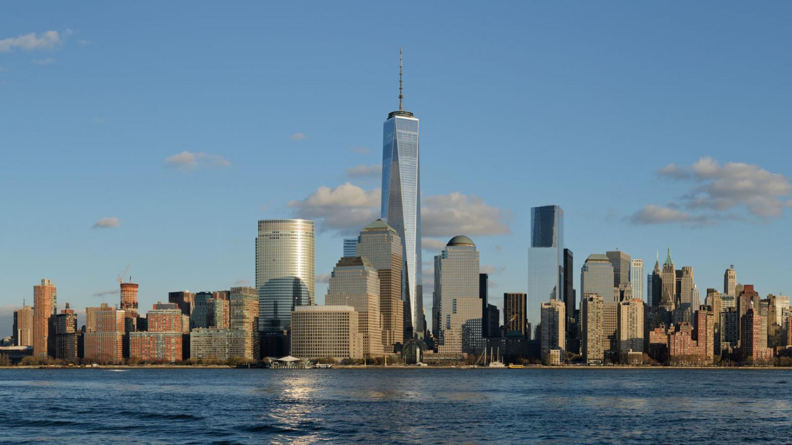 Lower Manhattan skyline with buildings and East River
