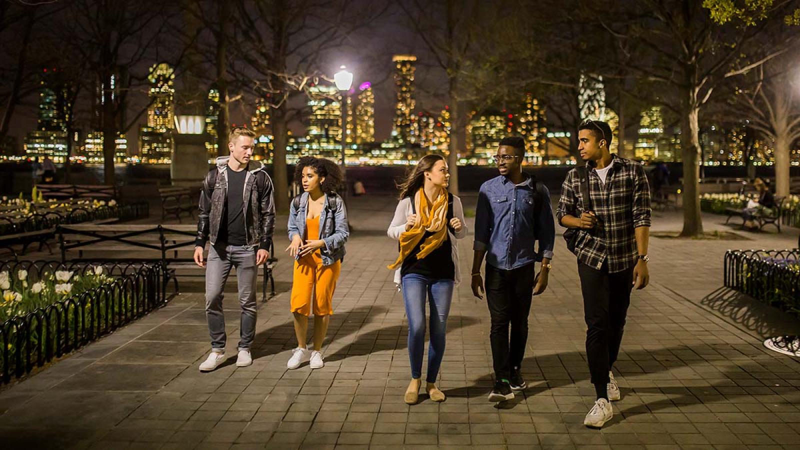 students walking at night near pace nyc campus
