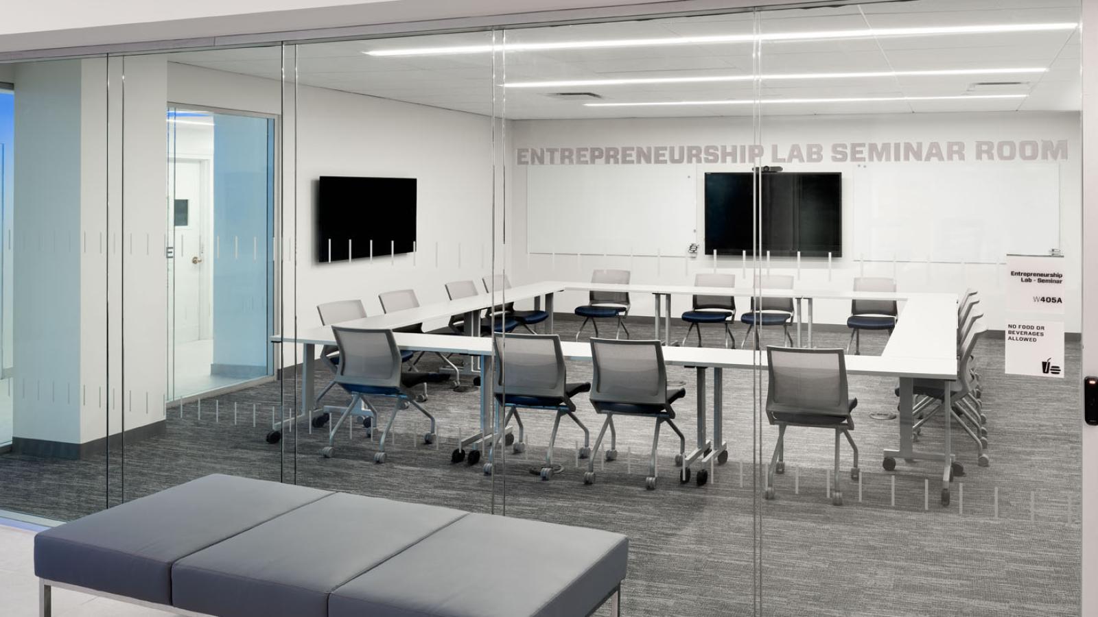 Pace Entrepreneurship Lab seminar room