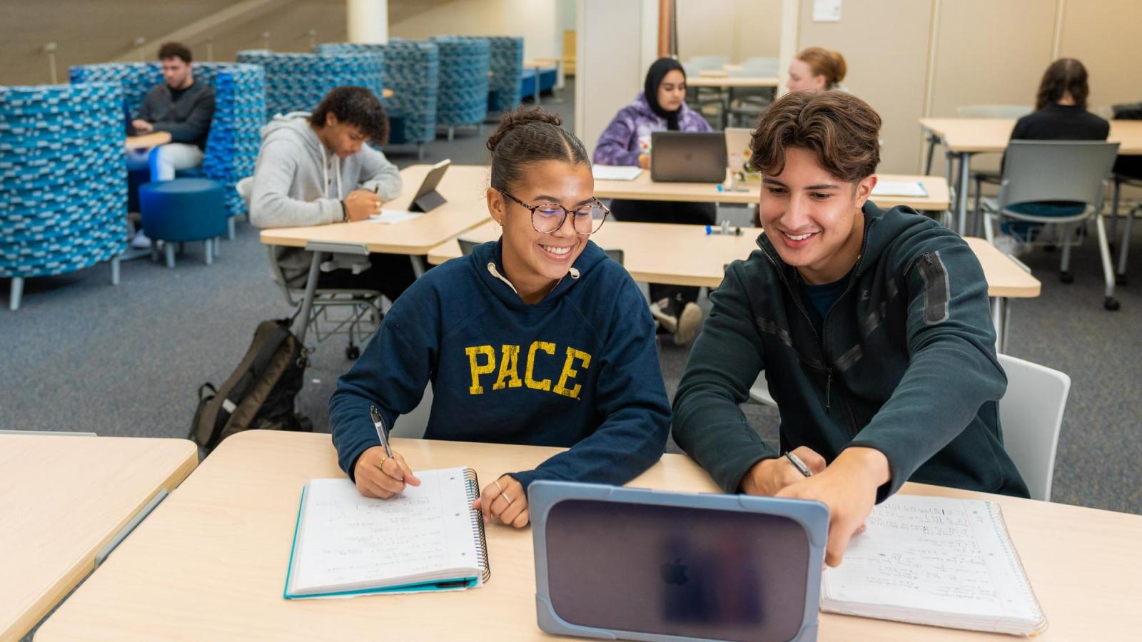 Pace students working in the Learning Commons. 