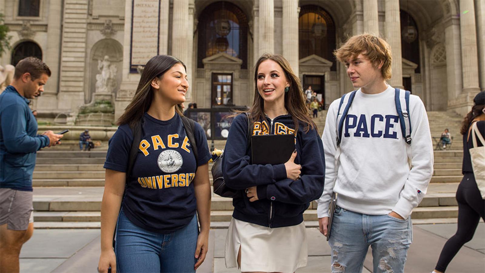 Group of students walking around NYC.