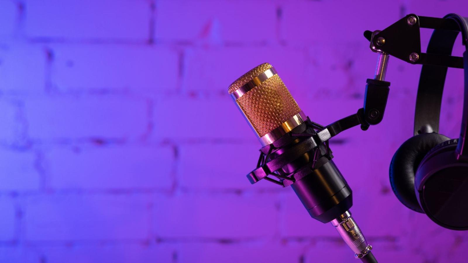 Pace University podcast microphone and headphones