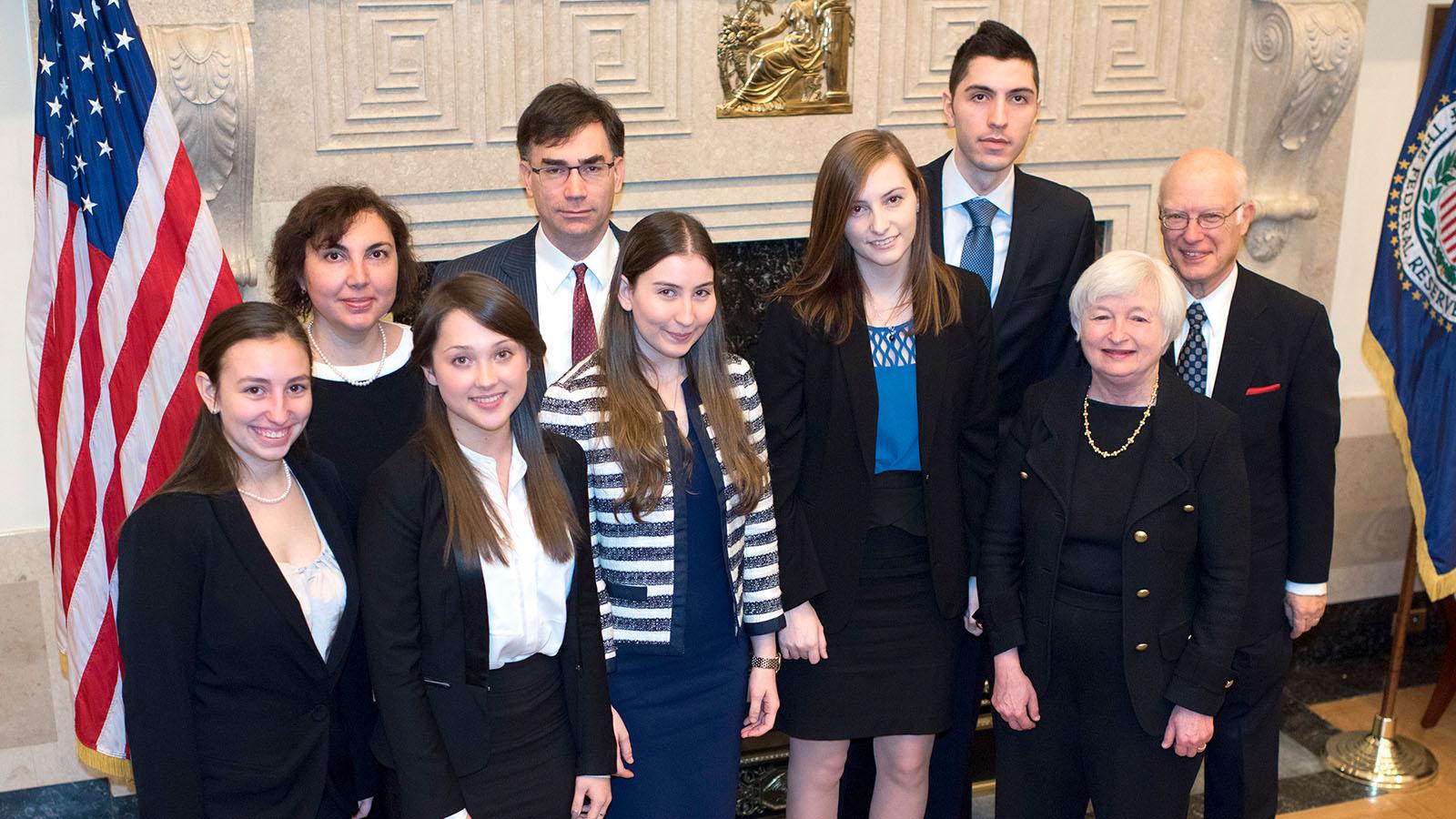 Group photo of 2014 Federal Reserve Challenge Team