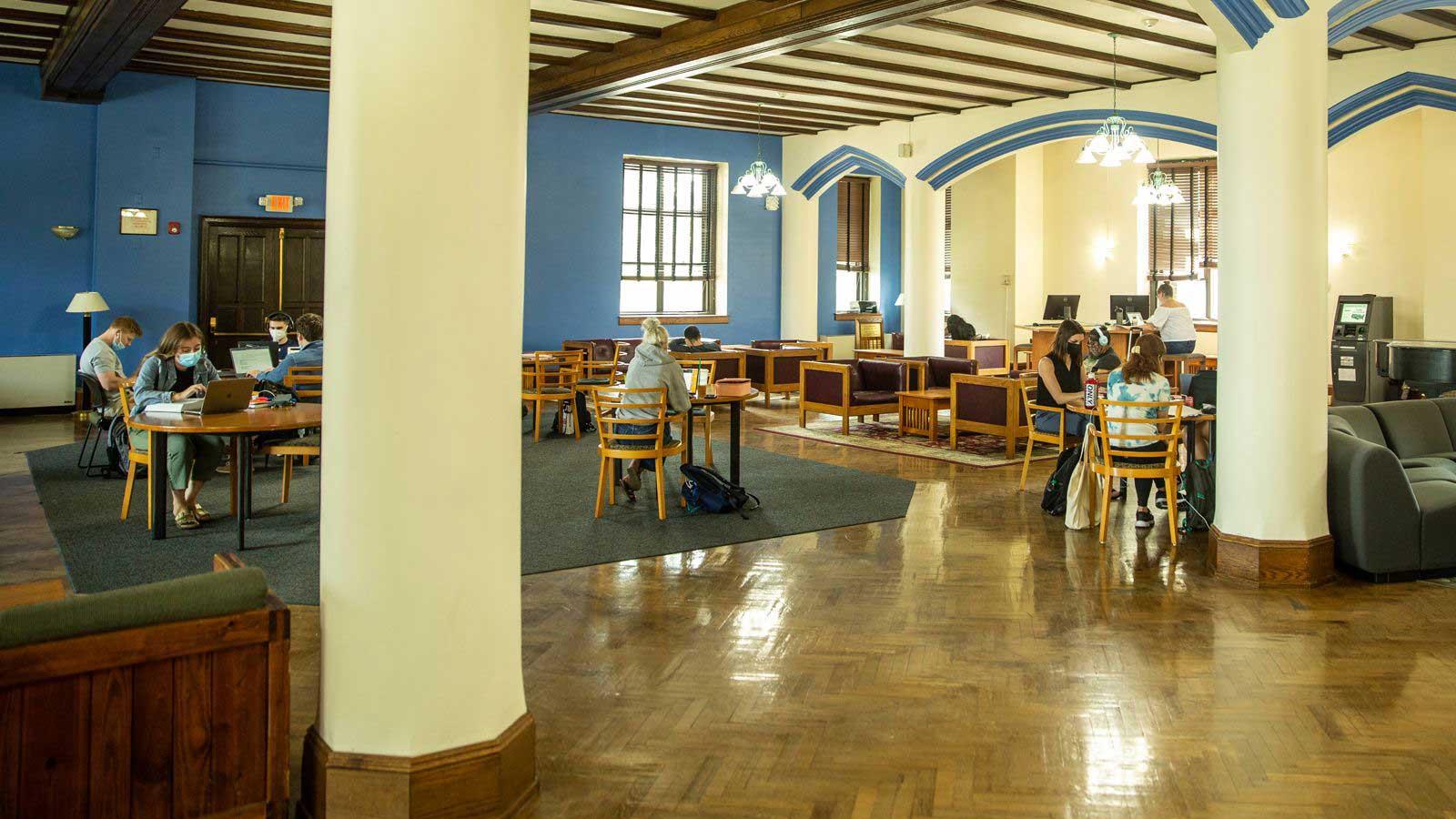 Preston Hall Student Lounge on the Elisabeth Haub School of Law campus