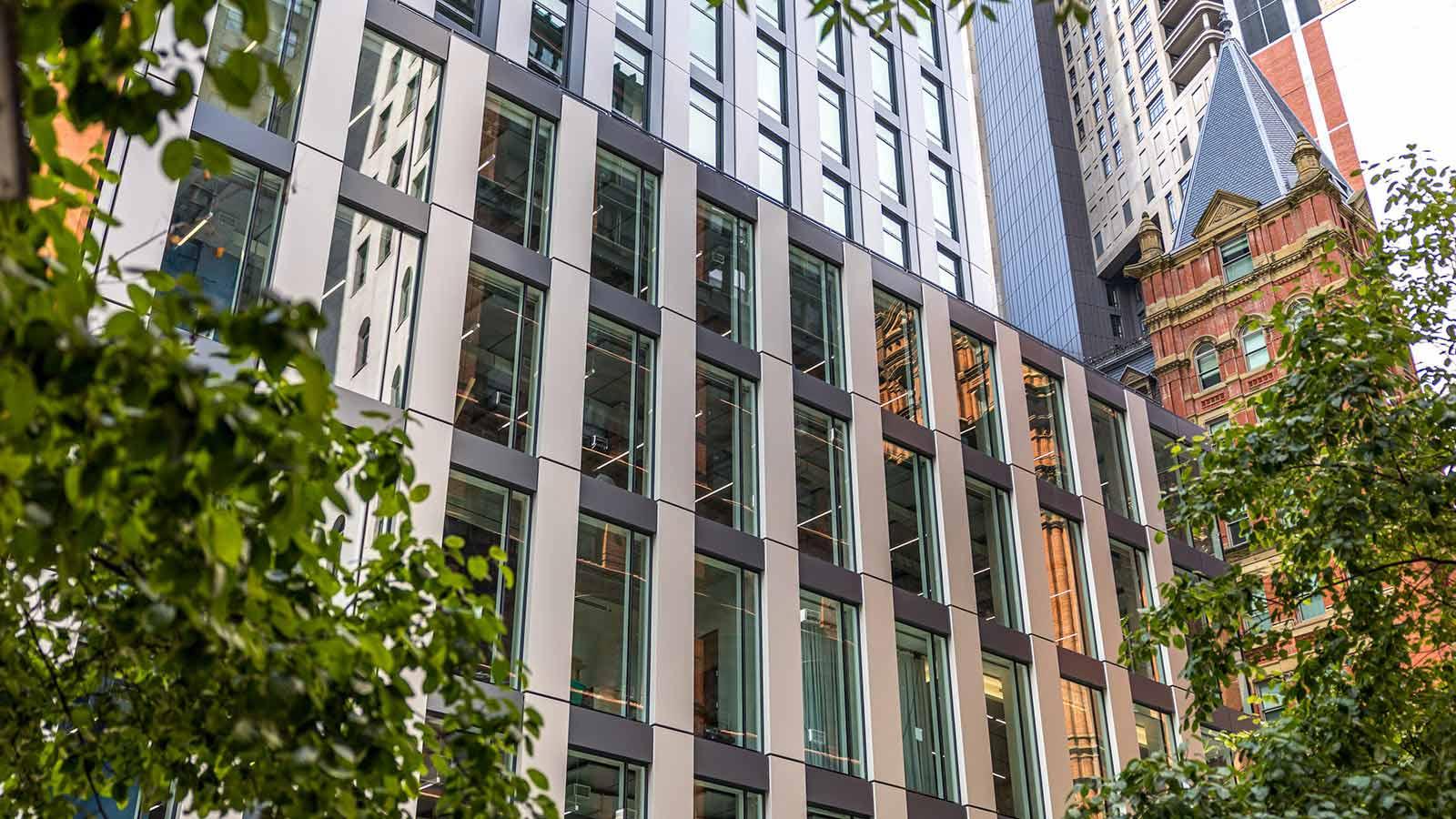 15 Beekman exterior on the Pace University NYC Campus