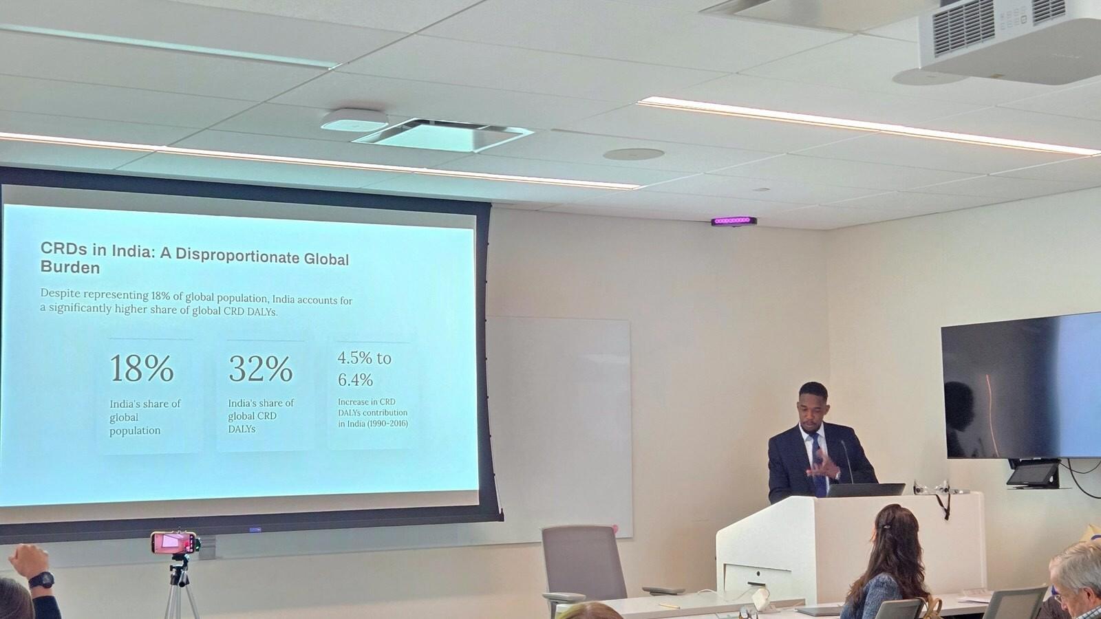 Amon Chikohora presenting his research at Annual Research Conference