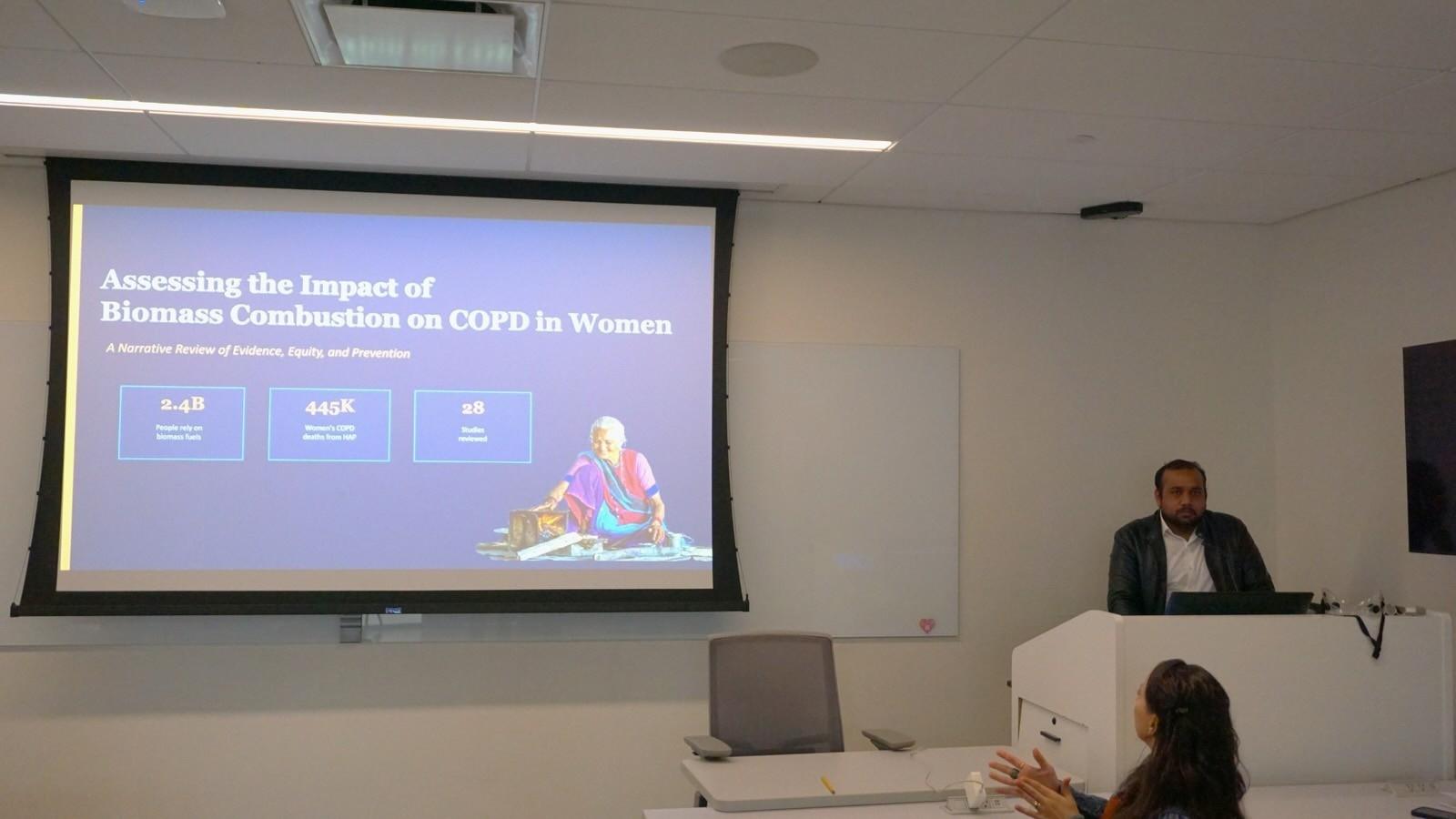 Khubaib Ansari presenting his research at the annual research conference