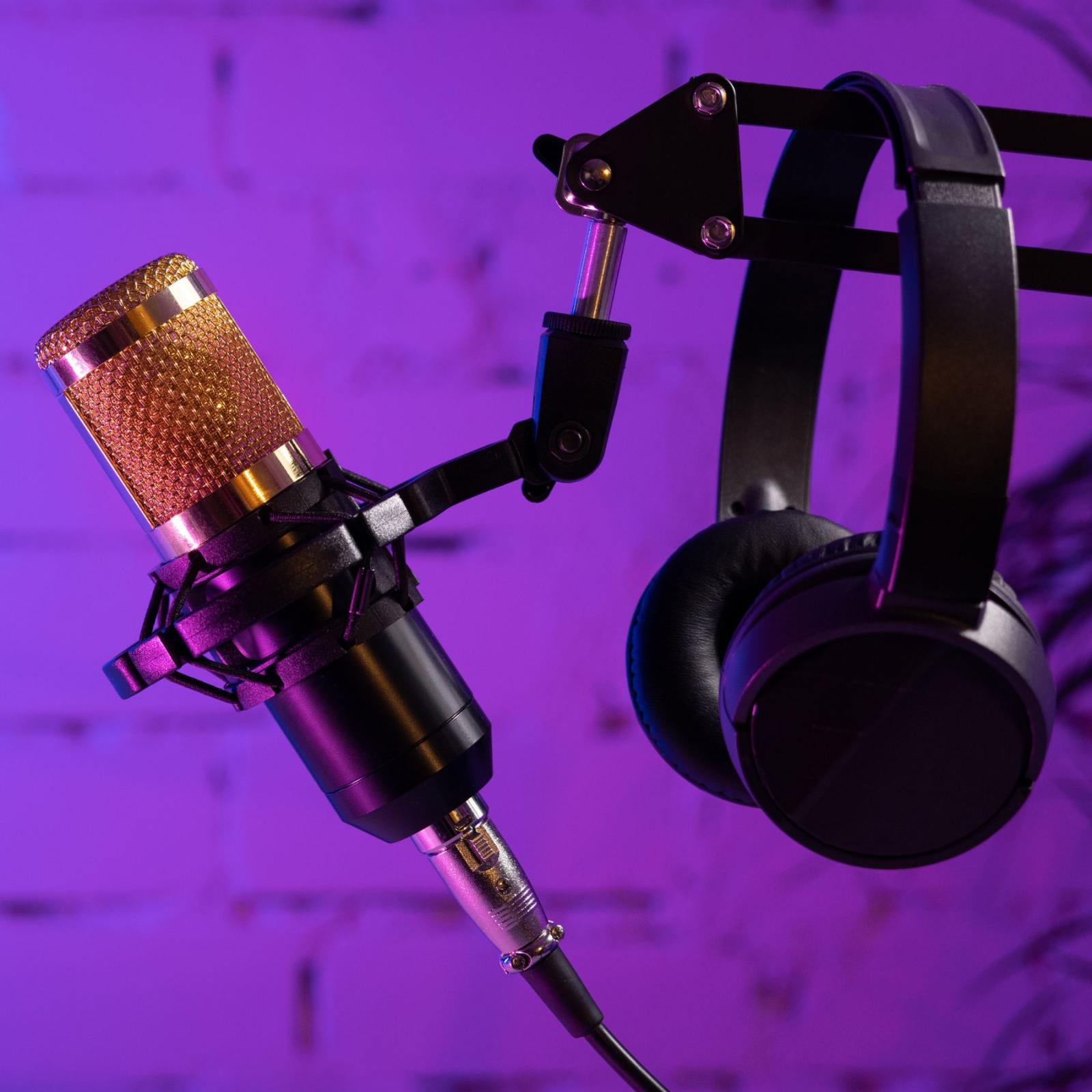 microphone and headphones in a Pace University recording studio