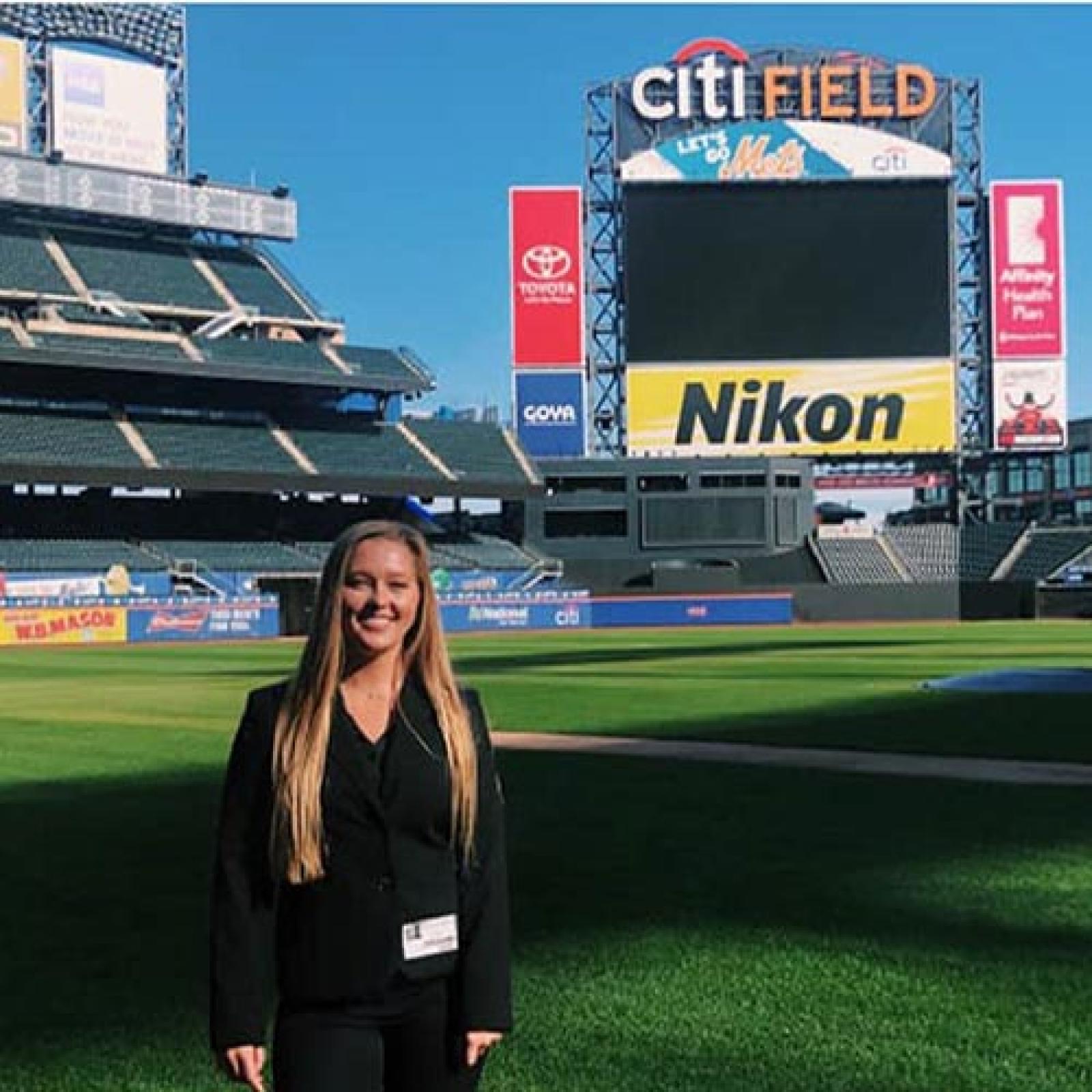 Jillian Lewandoski, Alumna of Pace University's Lubin School of Business.