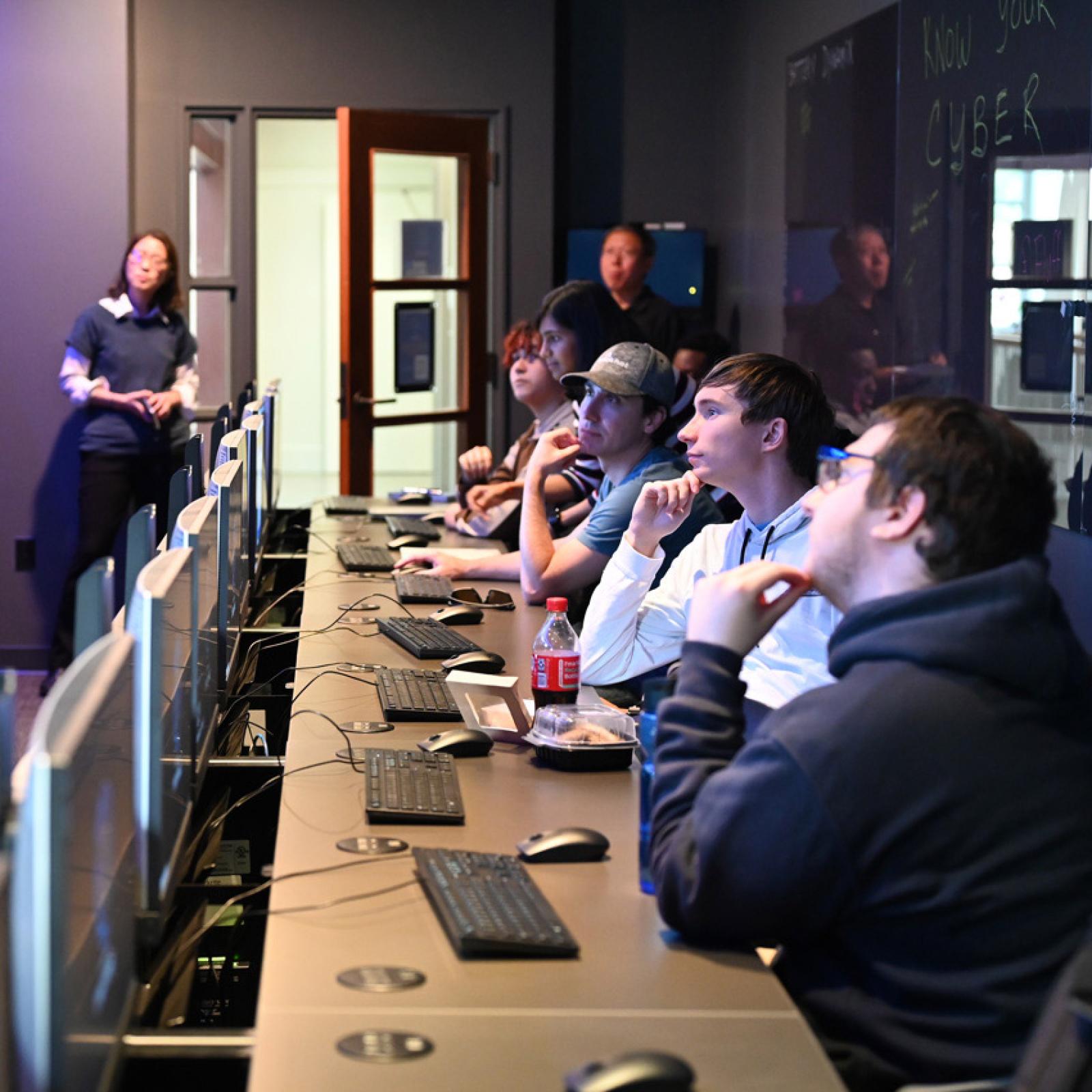 Students in the cyberrange on Pace University's pleasantville campus.