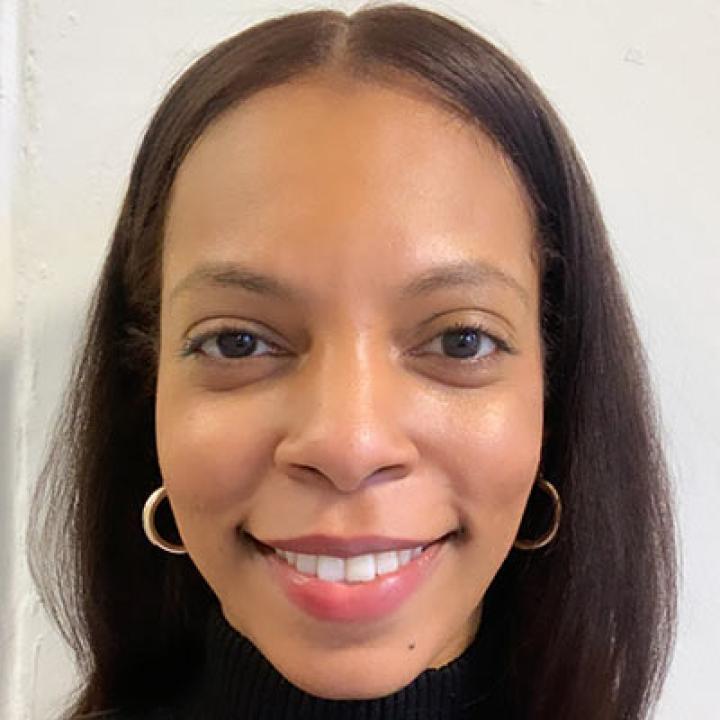 Flora Artiles, Academic Advisor at the Pace University Honors College