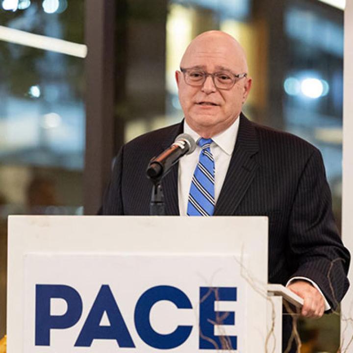 Harry D. Mayo III '61 '78 Distinguished Service Award Gary Laermer.