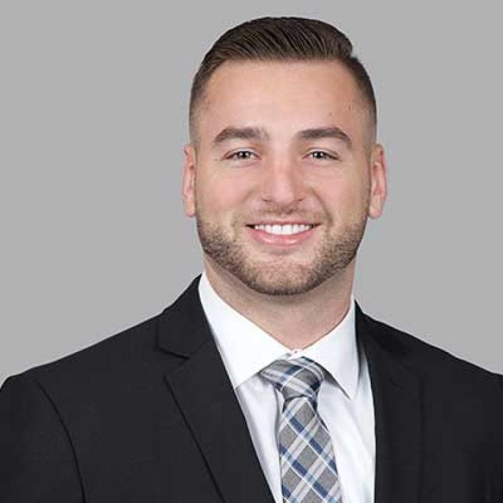 Joshua Brachfield ’23 Associate, Simpson Thacher & Bartlett LLP