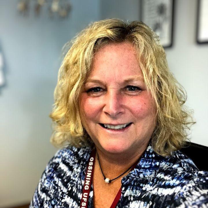 Carrieann Sipos faculty profile