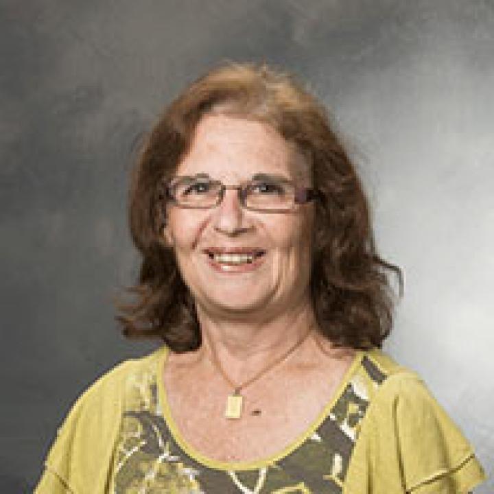 Sharon Medow faculty profile