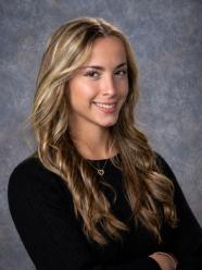 Amanda DeSarno '26 posing for the camera.